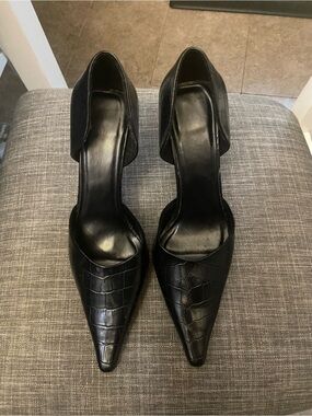 Pointed Croc-Embossed Heels in Black
